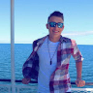 Meet your Posher, Bryce